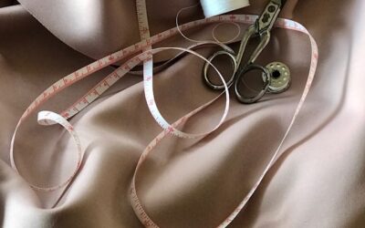 Coudre et broder : comment associer les deux techniques ?